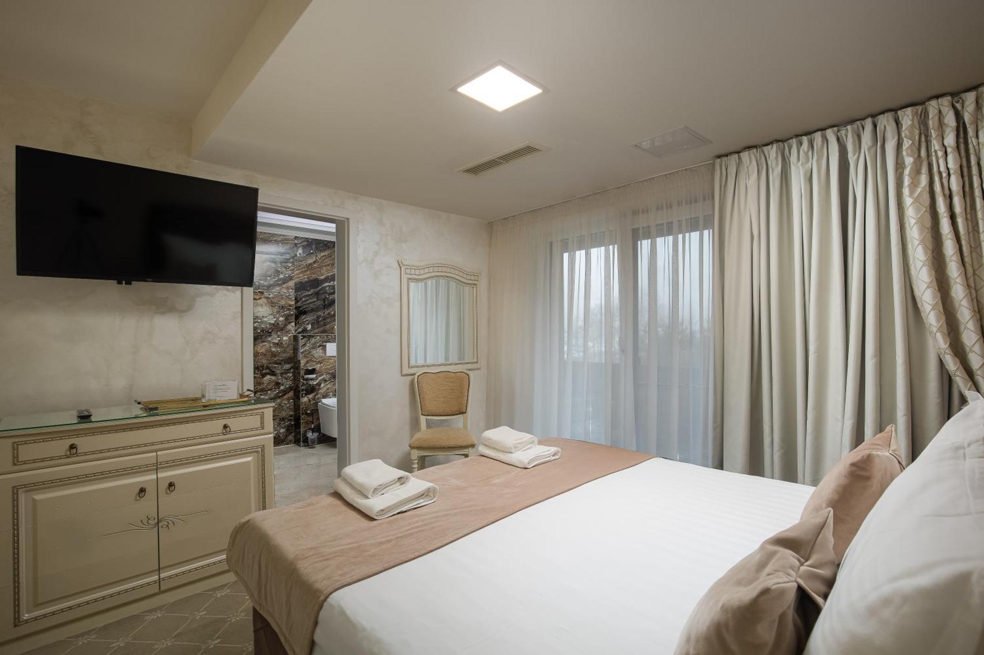 Carpentiere Arena Hotel Rasinari Exterior photo